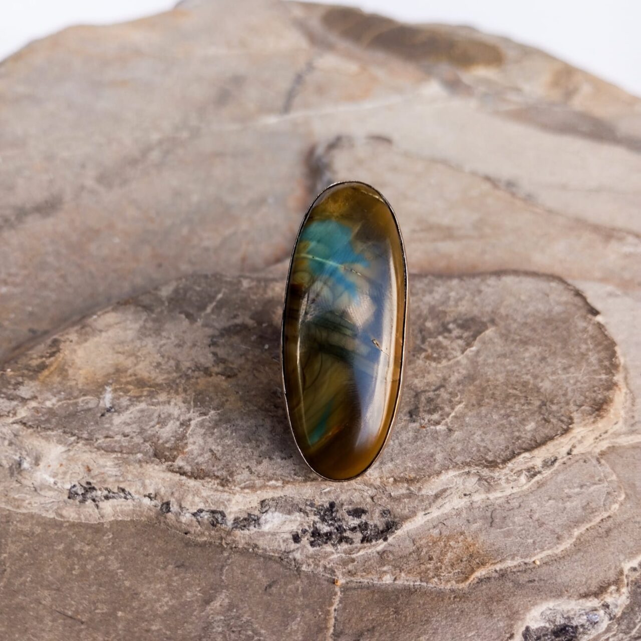 anillo con piedra jaspe policromado 572
