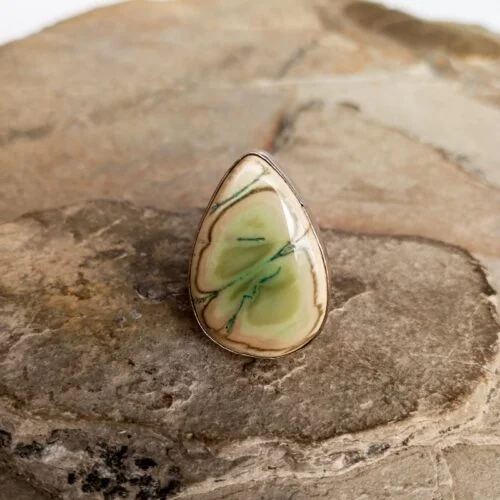 Anillo Con Piedra Jaspe Policromado