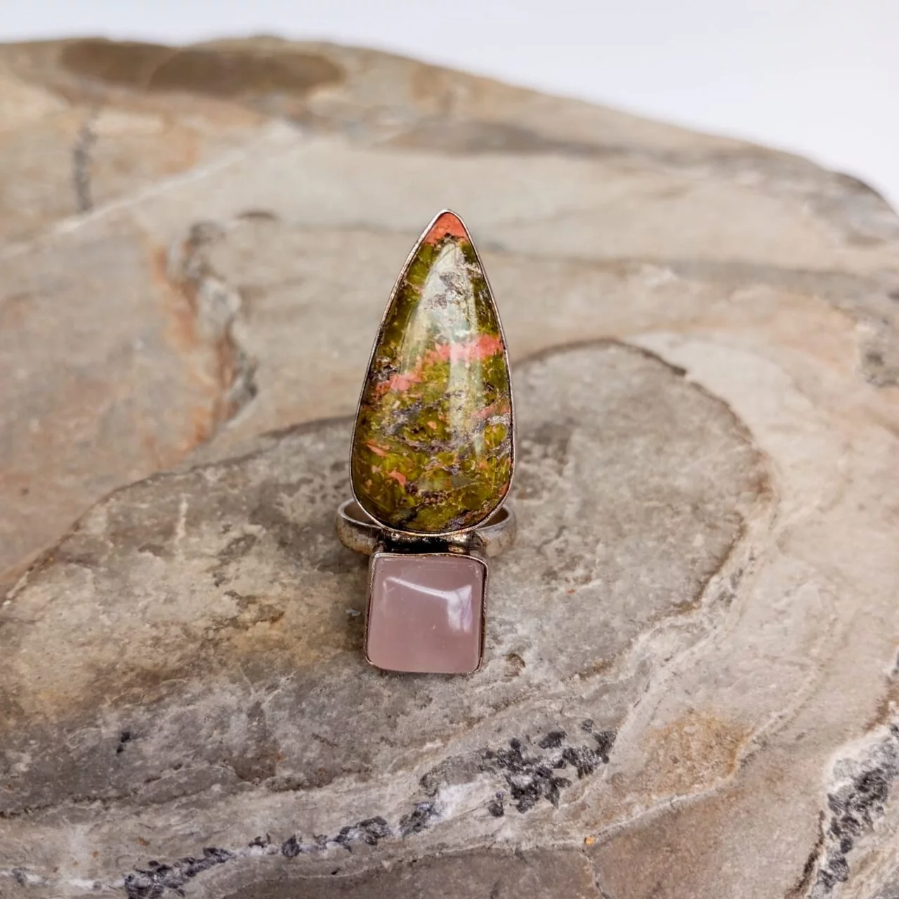 anillo dos piedras 437