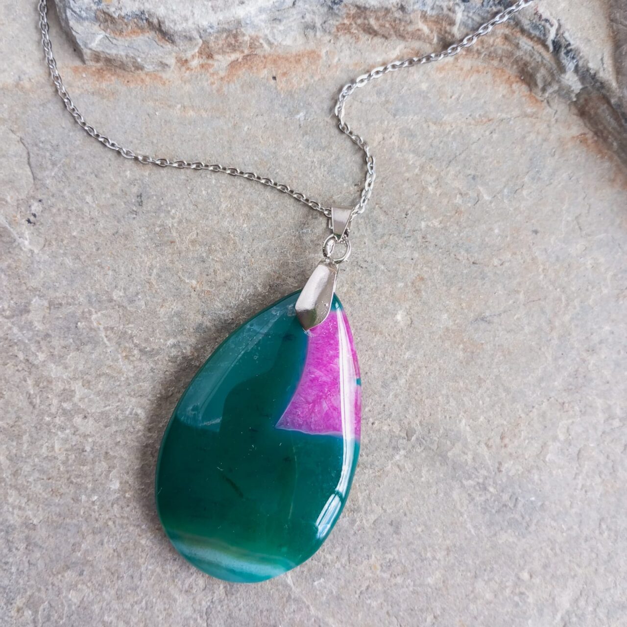 dije en piedra agata de colores 12996
