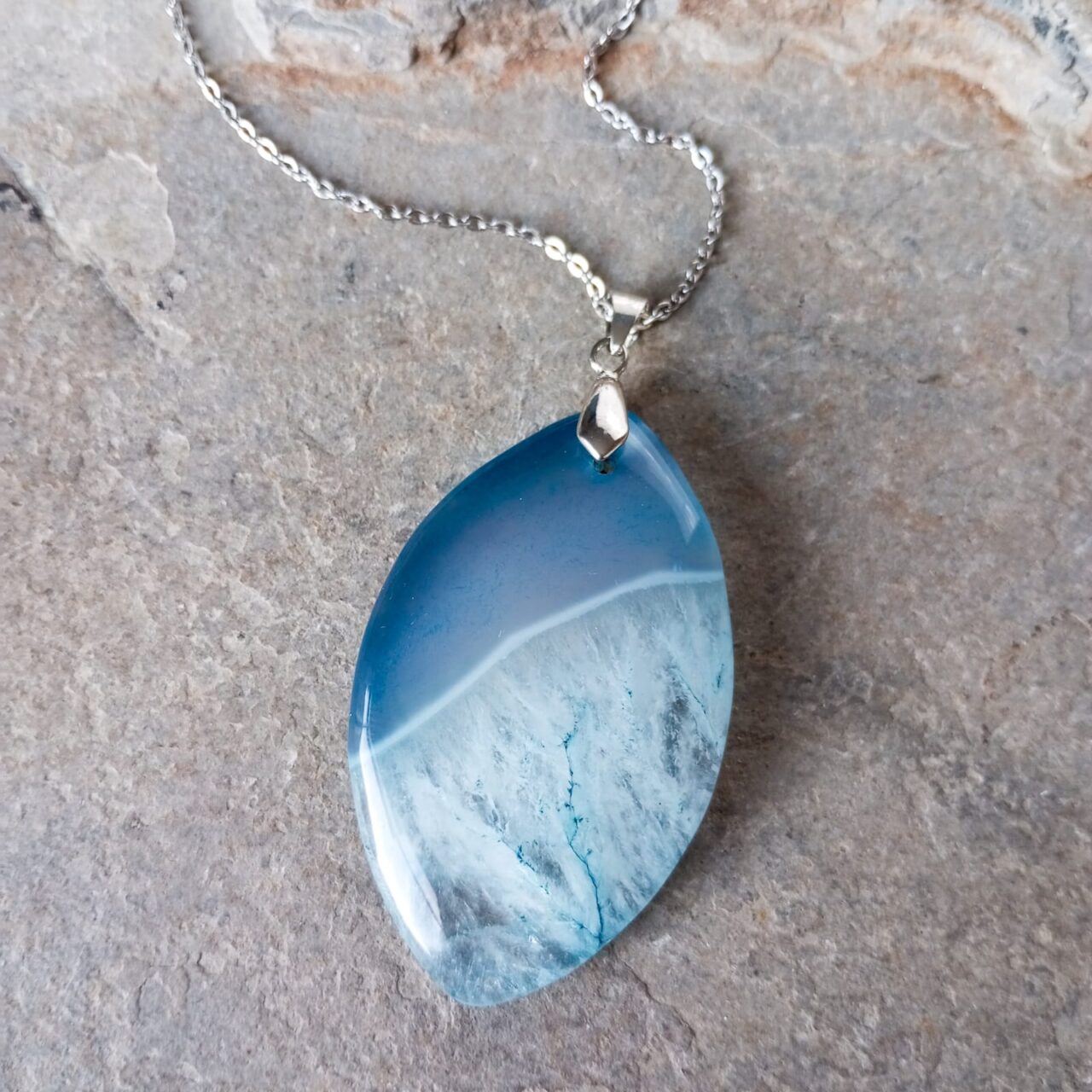 dije en piedra agata de colores 13563