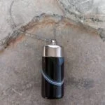 Dije en Piedra Ágata Negra Forma Barril