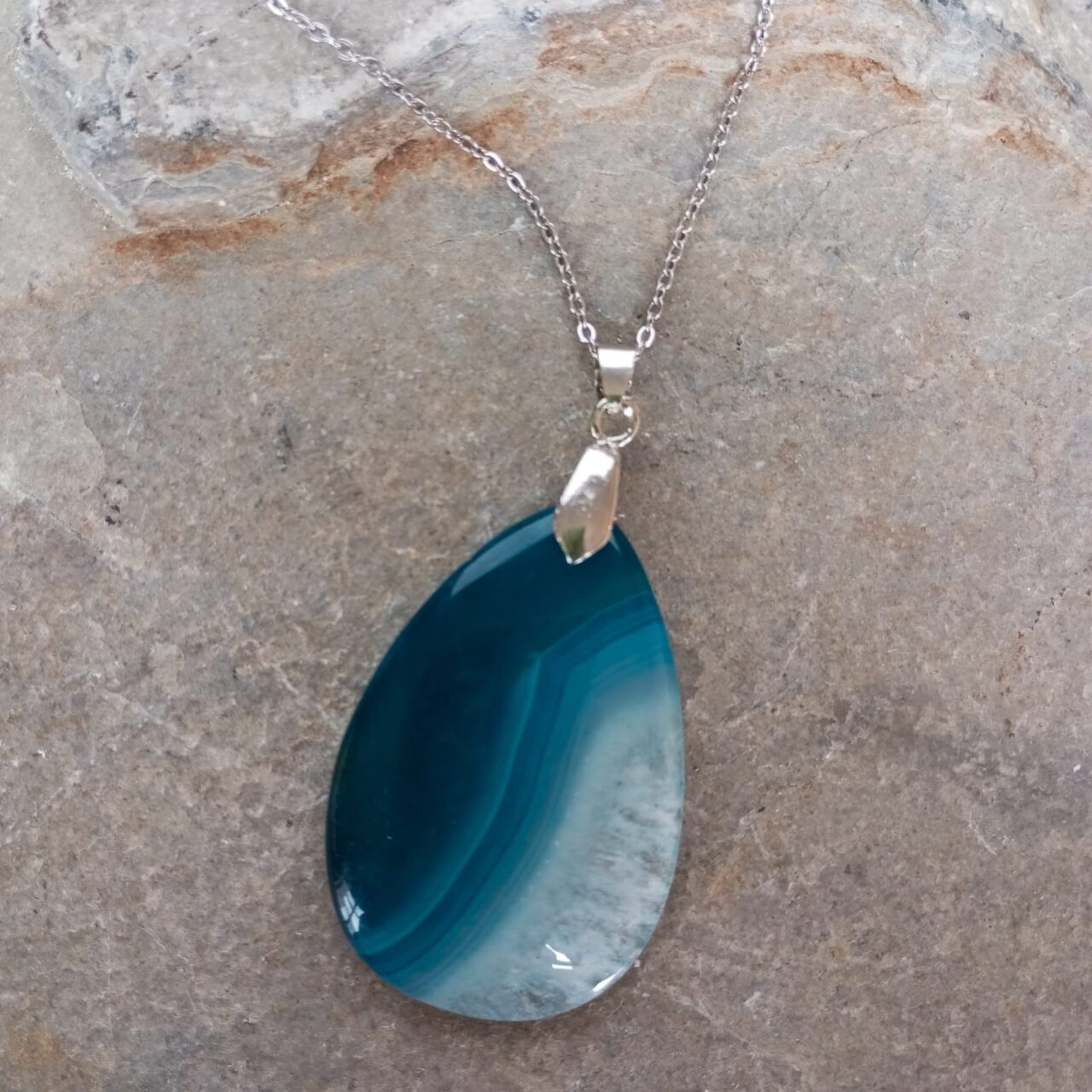dije en piedra agata de colores 12524