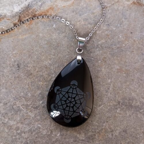 Dije en Piedra Obsidiana con Símbolo Metatrón