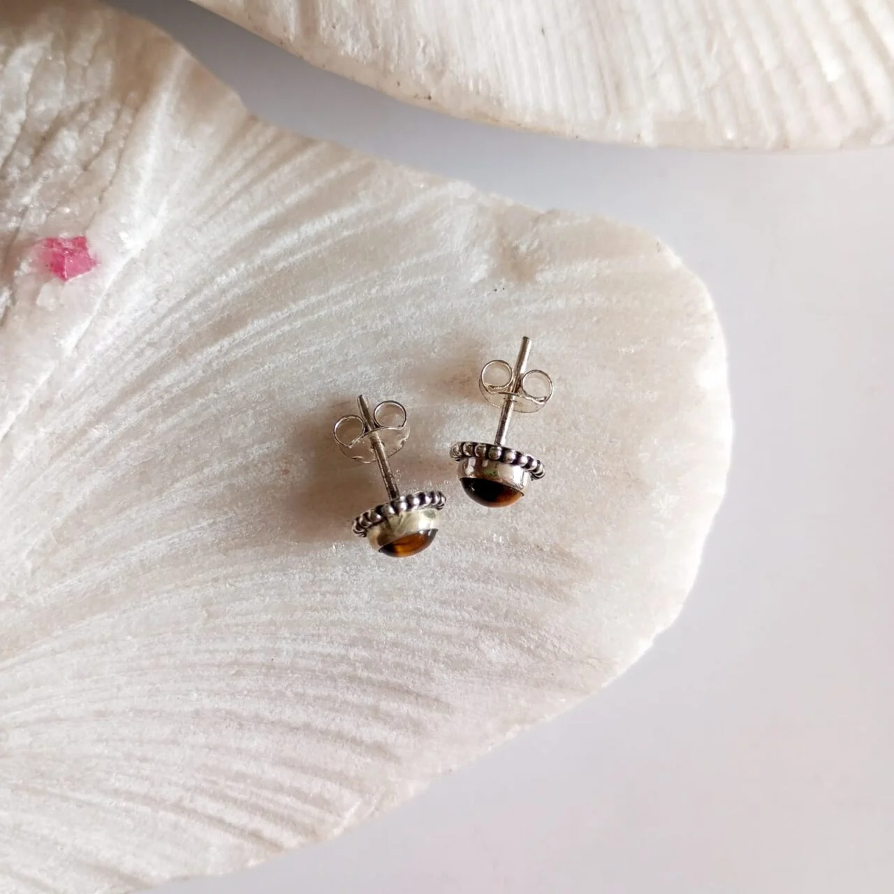 Aretes en Plata con Piedra Ojo de Tigre