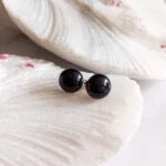 Aretes en Plata con Piedra Ónix Redondos Medianos
