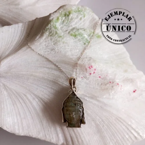 Dije Buda en Plata con Piedra Labradorita