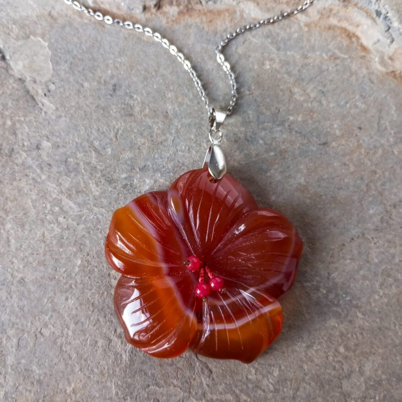 Dije Flor en Piedra Ágata Cornalina dije flor en piedra agata cornalina 13561