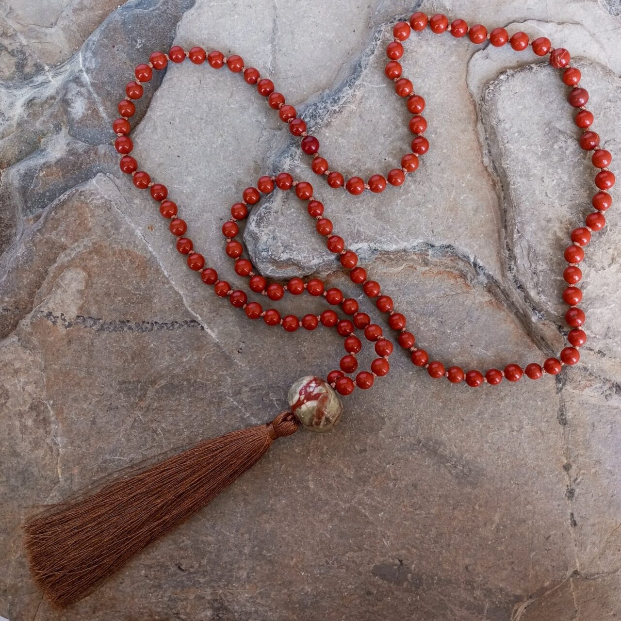 japa mala con piedra jaspe rojo 10299