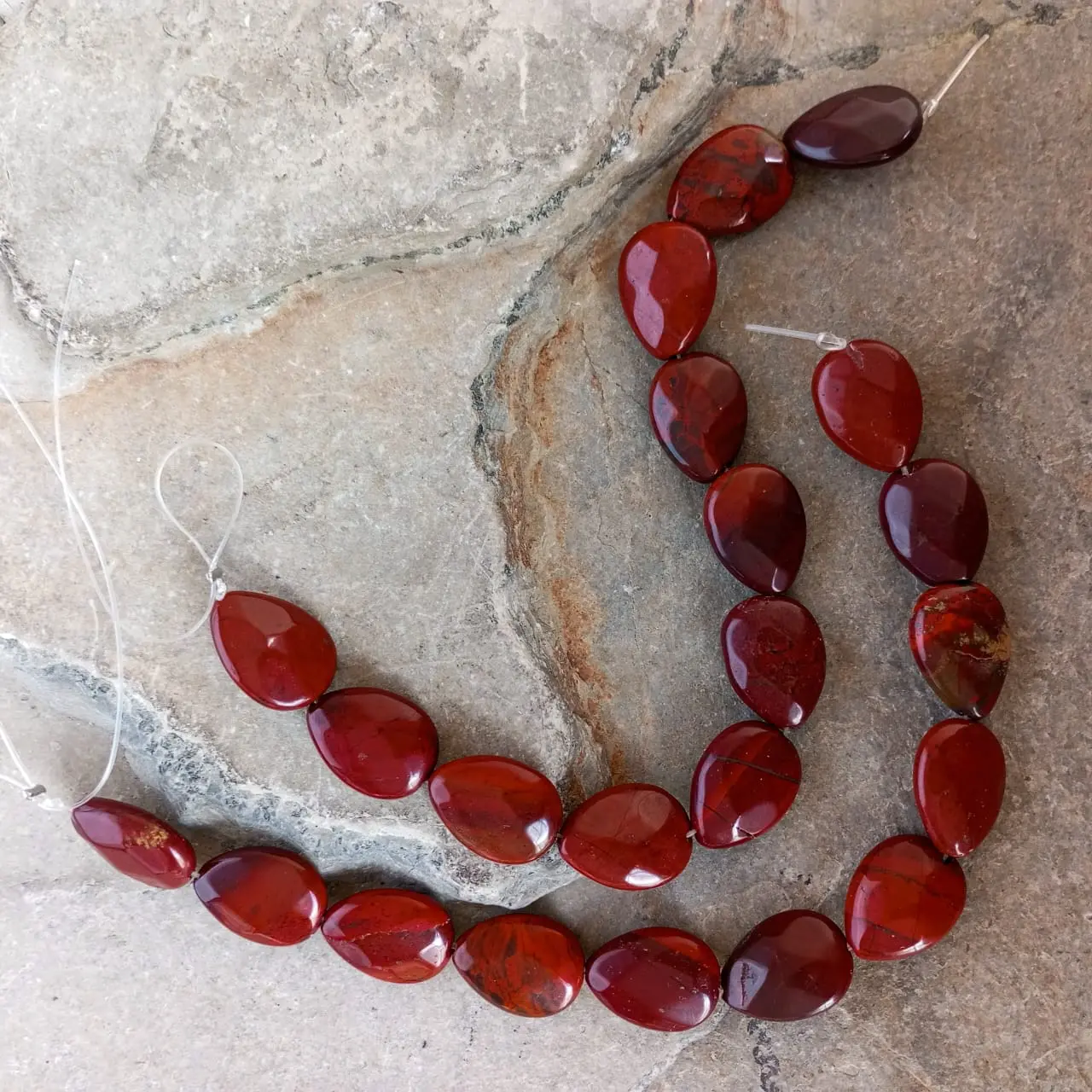 Sarta Forma Gota Facetada Grande Plana Piedra Jaspe Rojo sarta forma gota facetada grande plana piedra jaspe rojo 12069