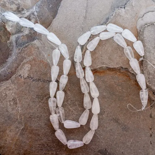 Sarta Forma Gota Grande en Cuarzo Blanco