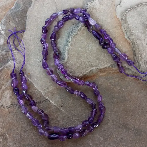Sarta Forma Nugget Piedra Amatista
