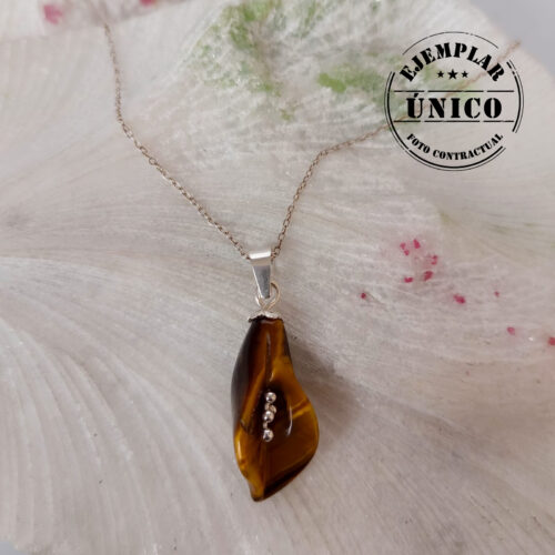 Dije en Plata con Piedra Ojo de Tigre Forma Cartucho