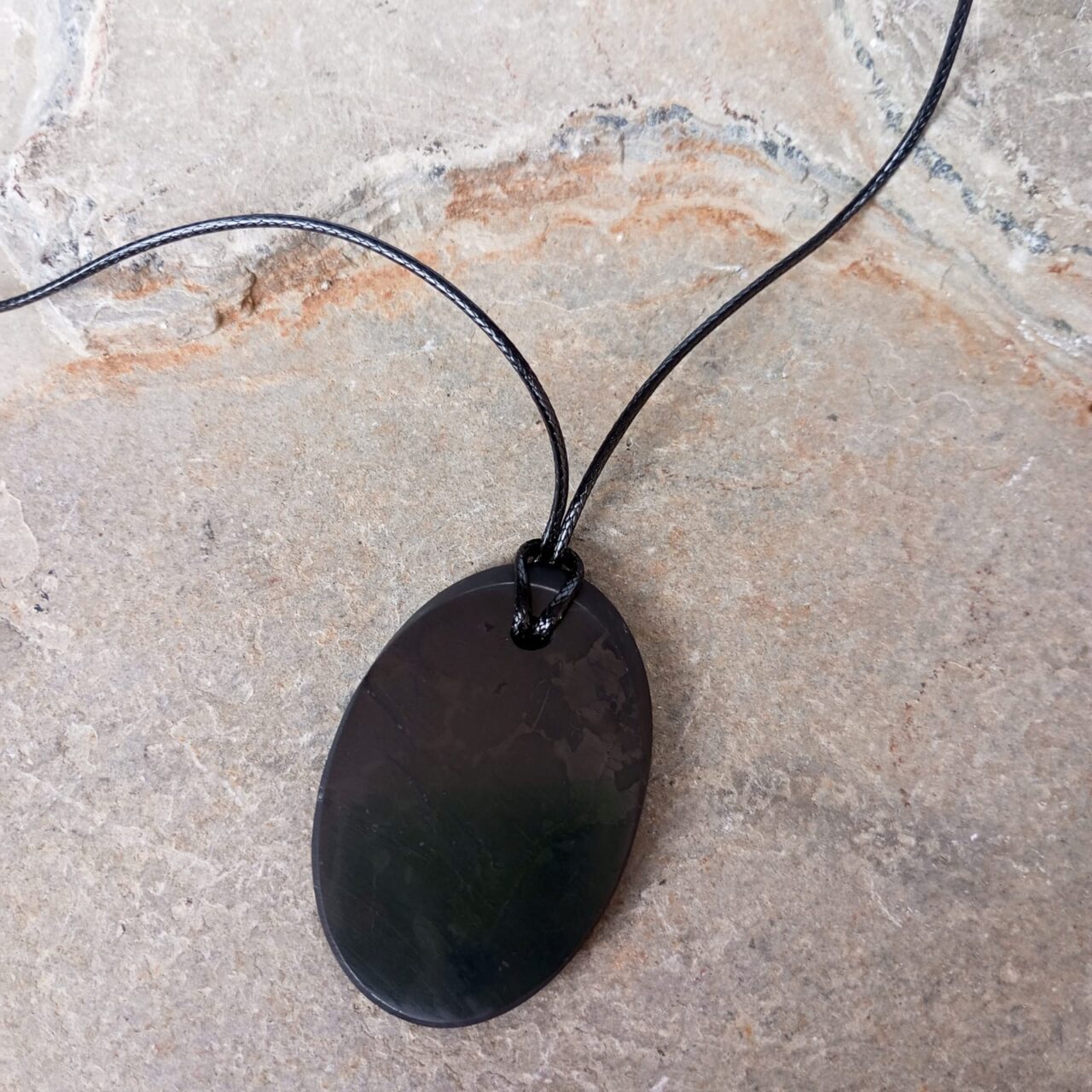 dije en piedra natural shungita 12587