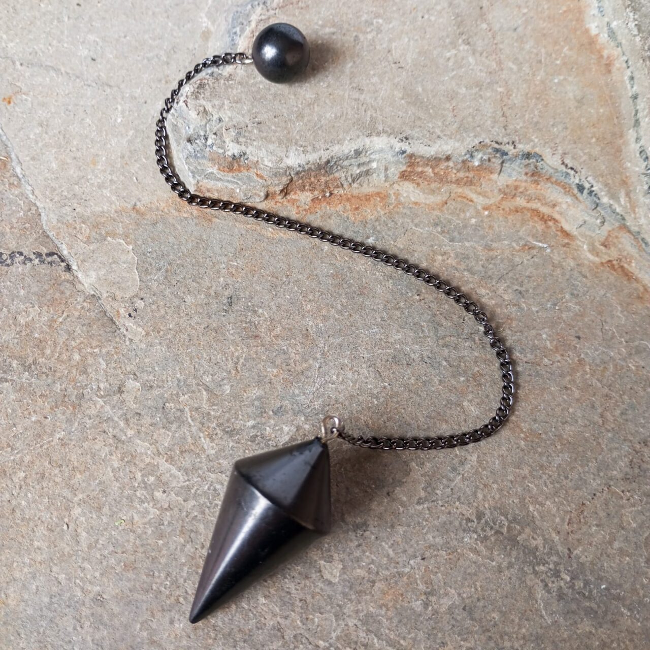 pendulo en piedra shungita 12594