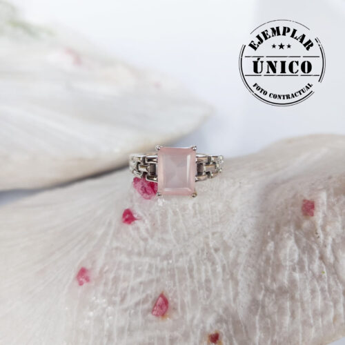 Anillo en Plata con Cuarzo Rosa Facetada