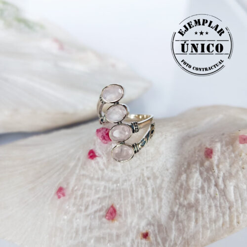 Anillo en Plata con Cuarzo Rosa