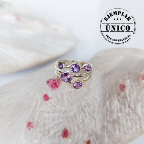 Anillo en Plata con Piedra Amatista