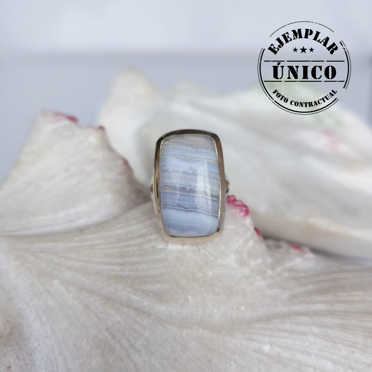 anillo en plata con piedra calcedonia Productos con sello 2025 92