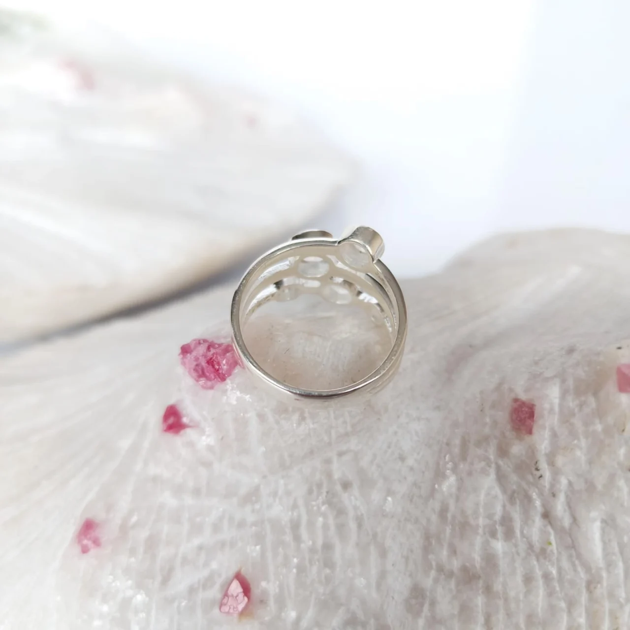 Anillo en Plata con Piedra Luna