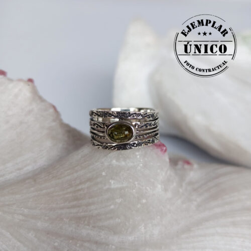 Anillo en Plata con Piedra Turmalina