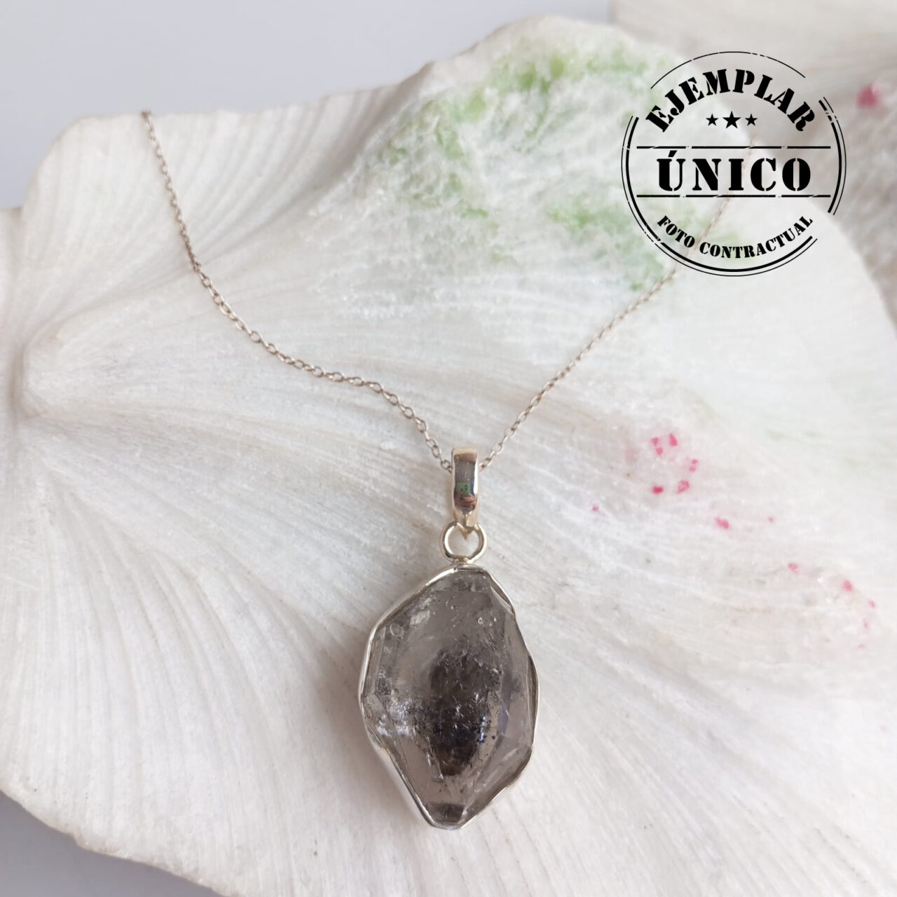 dije en plata con cuarzo herkimer Productos con sello 2025 139
