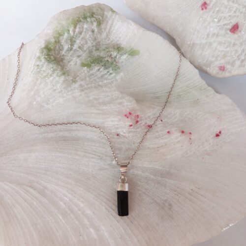 Dije en Plata con Piedra Turmalina