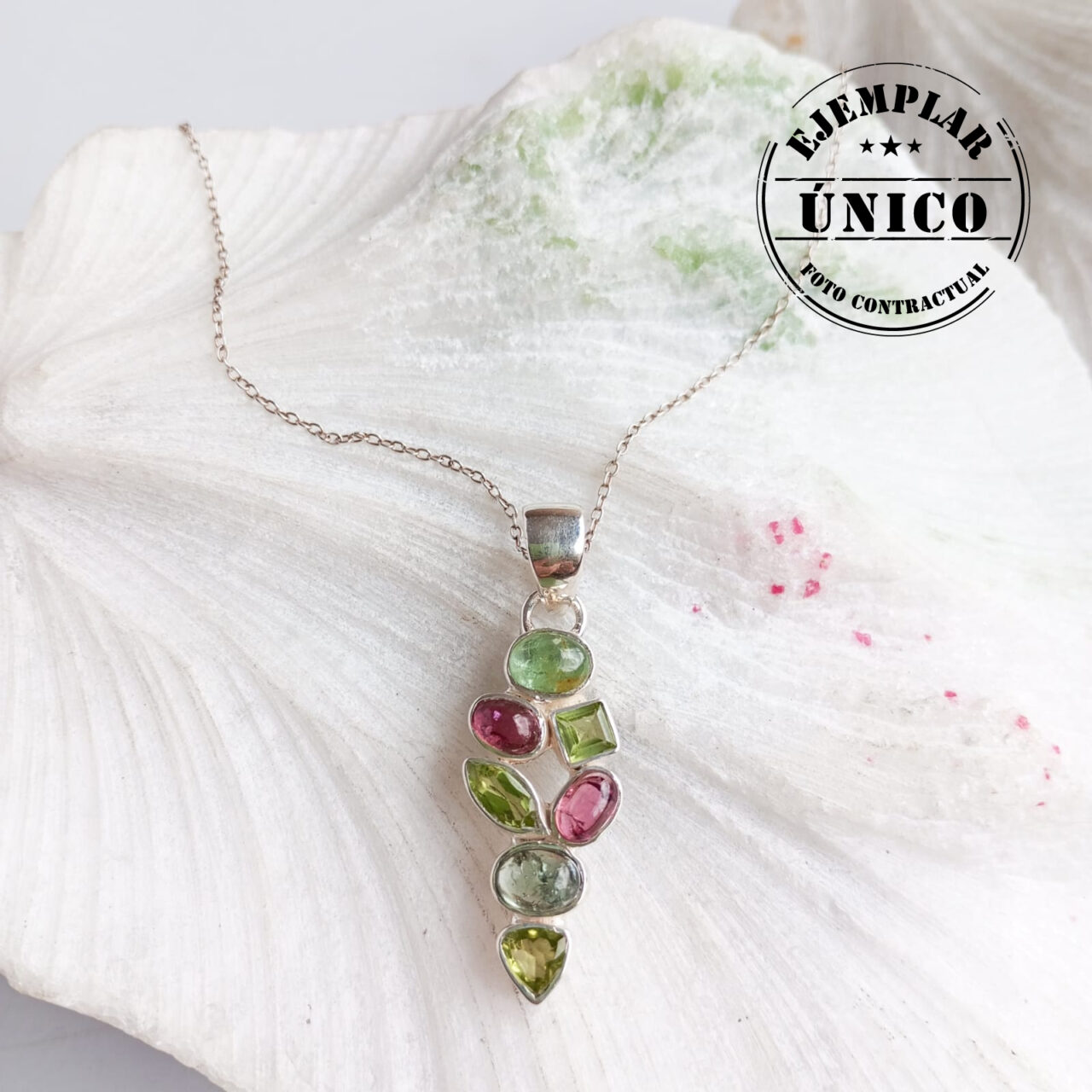 dije en plata con piedra turmalina sandia Productos con sello 2025 131