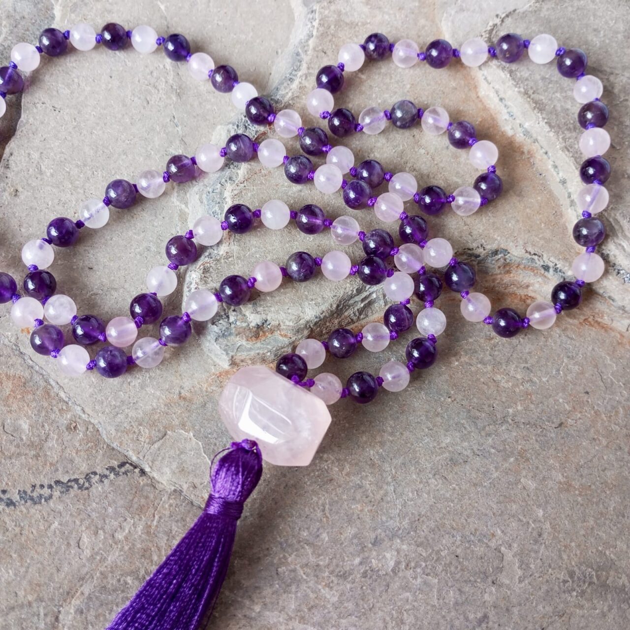 Japa Mala con Piedra Amatista y Cuarzo Rosa