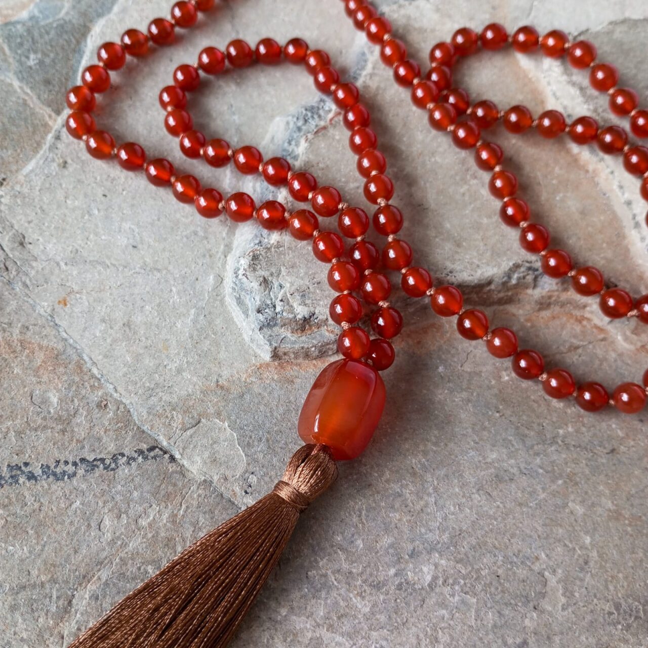 Japa Mala con Piedra Cornalina