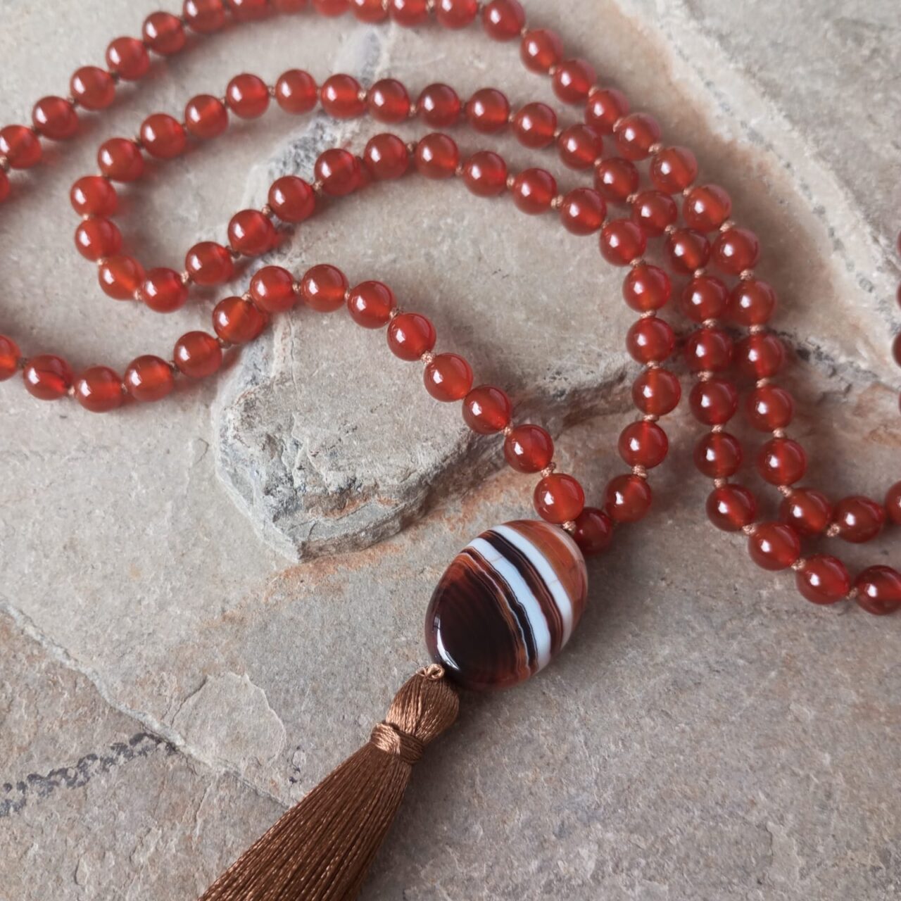 Japa Mala con Piedra Cornalina