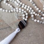 Japa Mala con Piedra Howlite