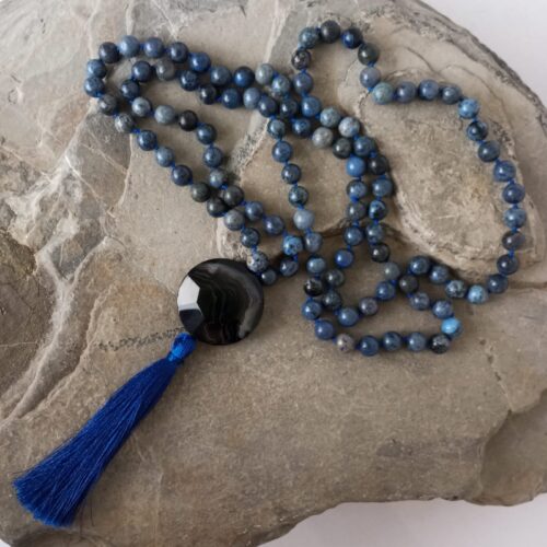 Japa Mala con Piedra Lapislázuli