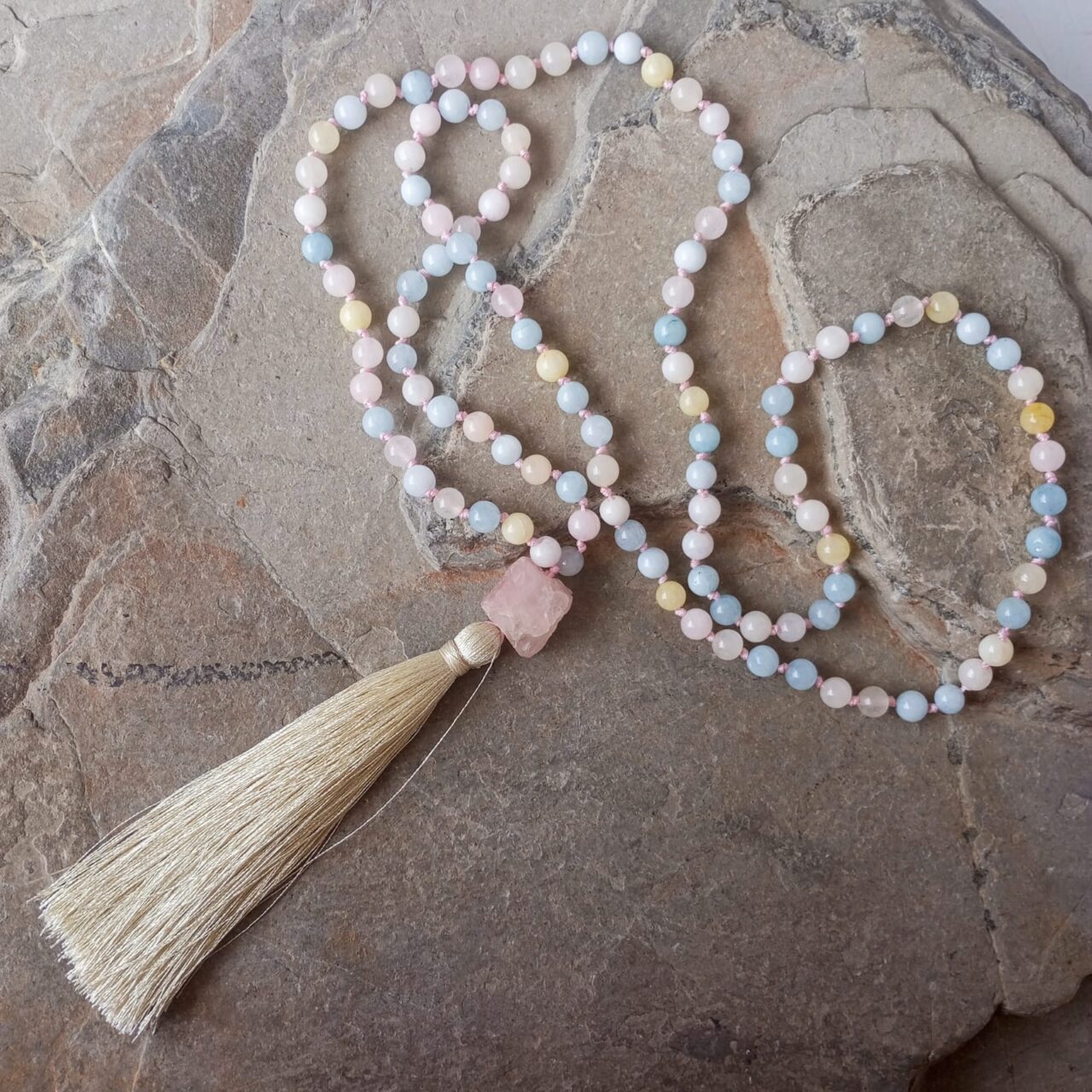 japa mala con piedra morganita y cuarzo rosa 13144