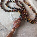 Japa Mala con Piedra Ojo de Tigre