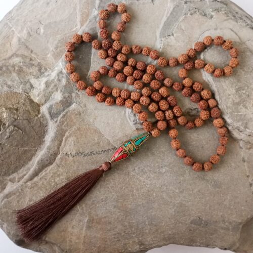 Japa Mala con Semilla Rudraksha