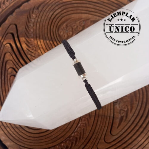 Pulsera Tejida con Piedra Turmalina