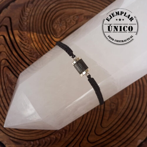 Pulsera Tejida con Piedra Turmalina