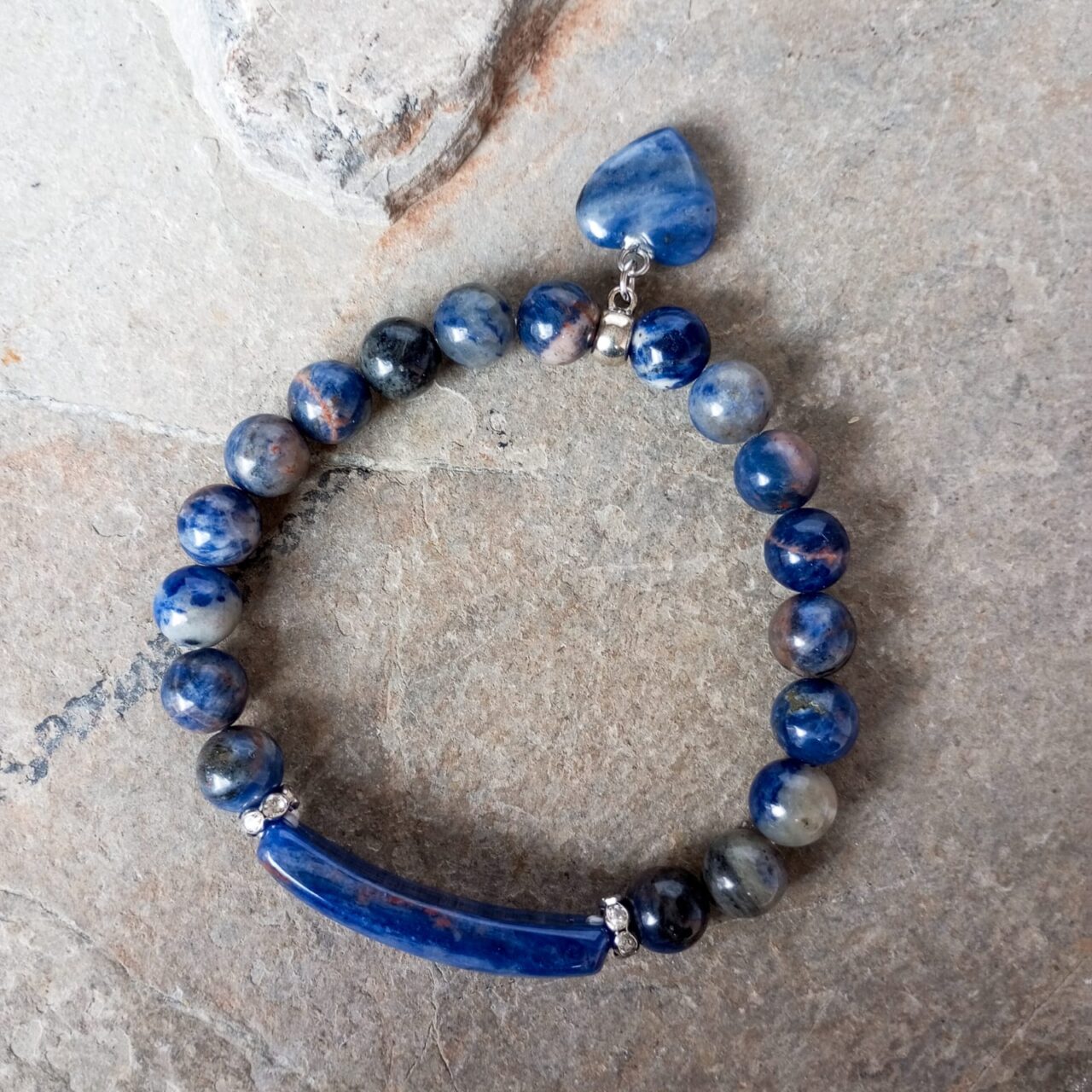 pulsera en piedra lapislazuli con placa 13584