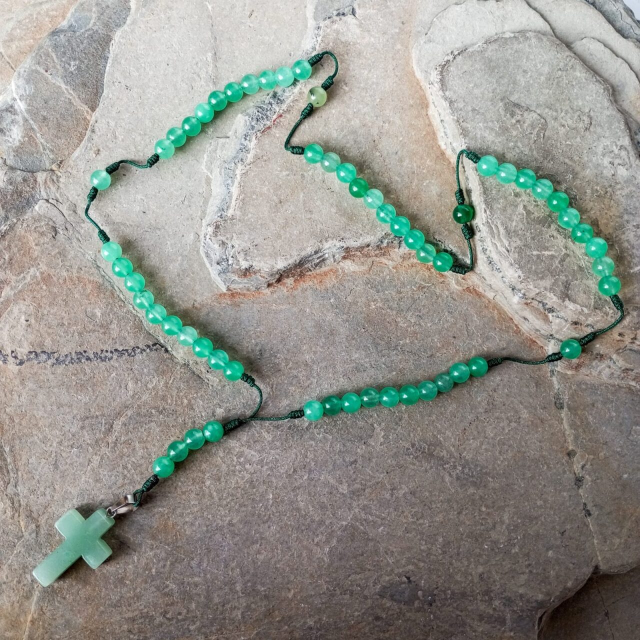 camandula en piedra aventurina con cruz en aventurina 085