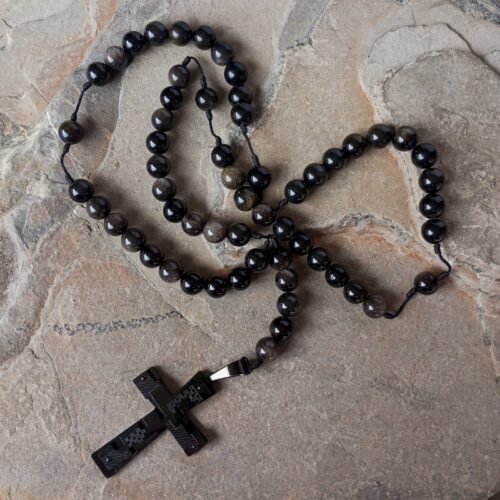 Camándula en Piedra Obsidiana con Cruz en Acero