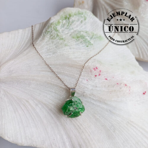 Dije en Plata con Piedra Tsavorita