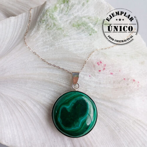 Dije en Plata con Piedra Malaquita