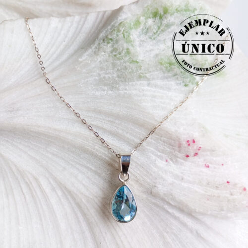 Dije en Plata con Piedra Topacio