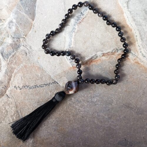 Código Sagrado en Piedra Obsidiana
